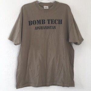 ✅Men Army Bomb Tech Afghanistan Shirt Size XL